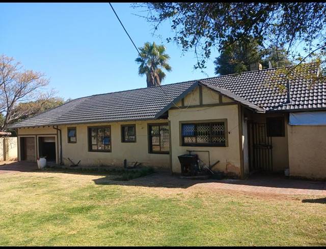 3 BEDROOM HOUSE FOR SALE IN BIRCH ACRES